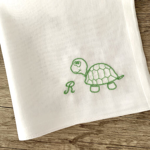 Sammy, die Schildkröte | Stofftaschentuch für Kinder (Monogramm R)